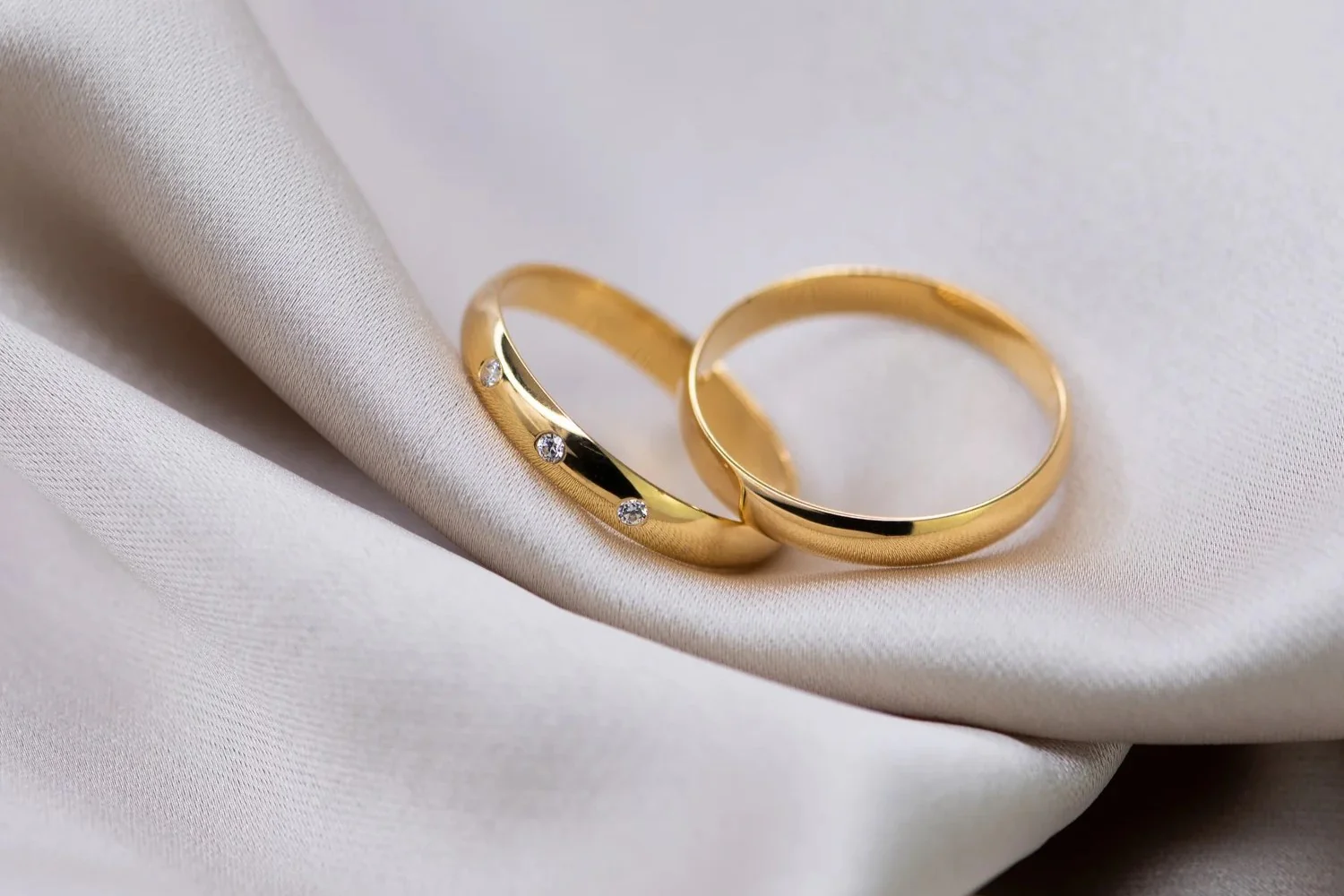 Alianzas de boda en Bilbao y Santutxu - Joyería Santiago Moro